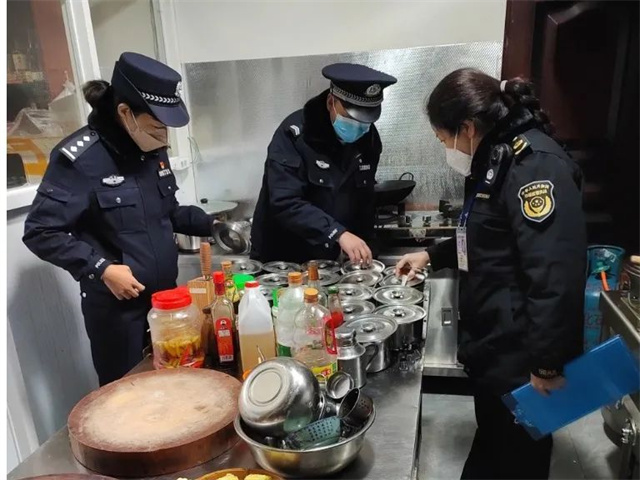 行动 守护群众“舌尖上的安全”PG麻将胡了模拟器永胜：联合